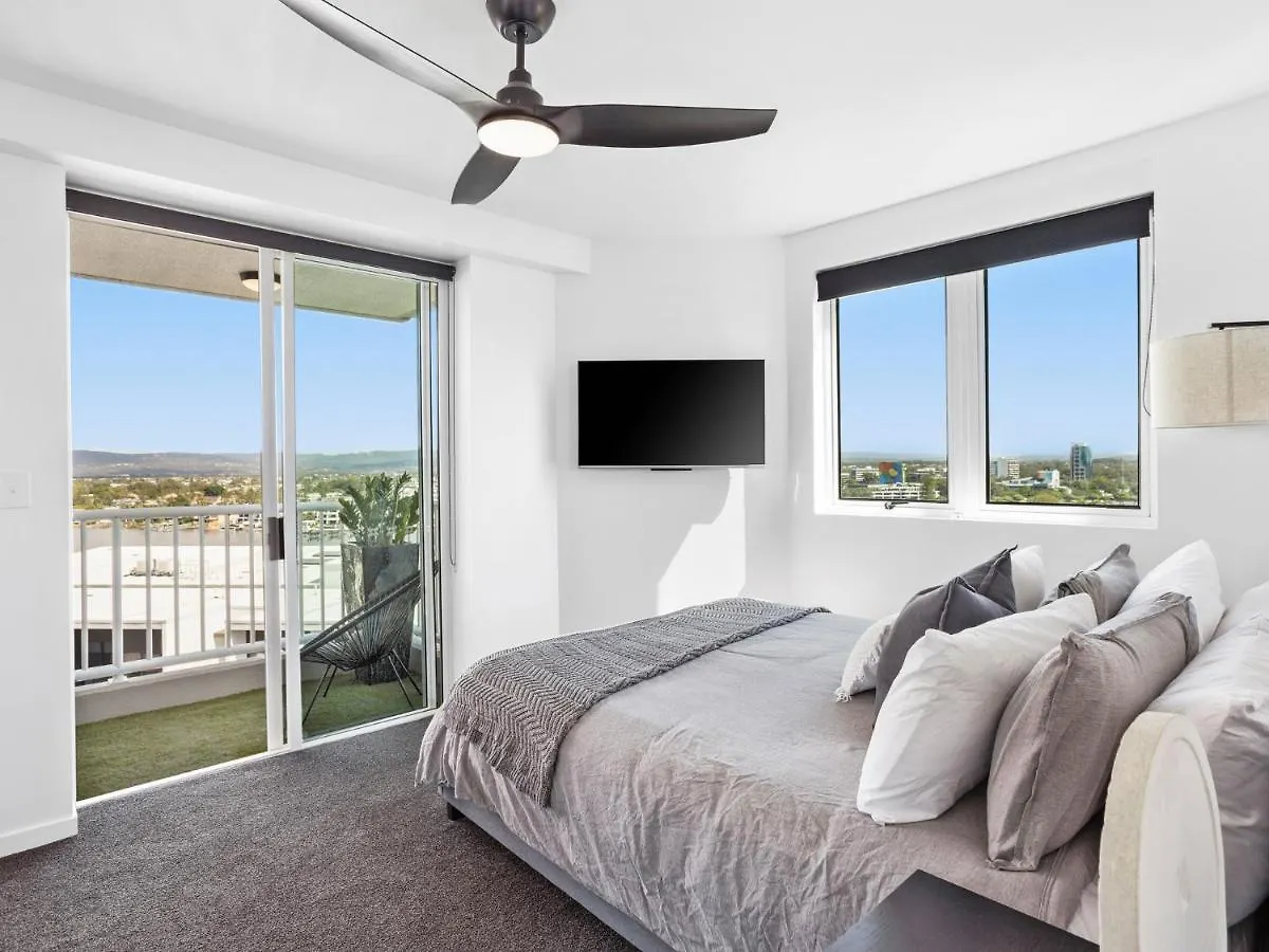 Hostel Emerald Surfers Paradise Shared Apartment Gold Coast