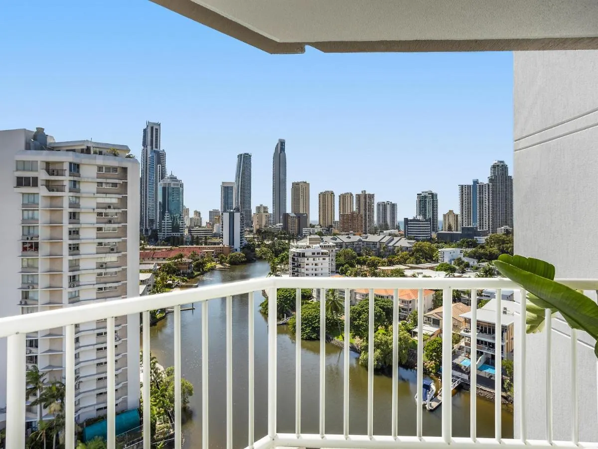 Emerald Surfers Paradise Shared Apartment Gold Coast 0*,  Australia